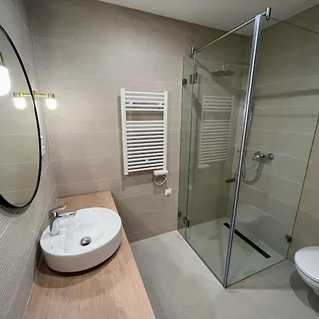 Apartment In Platan Garden